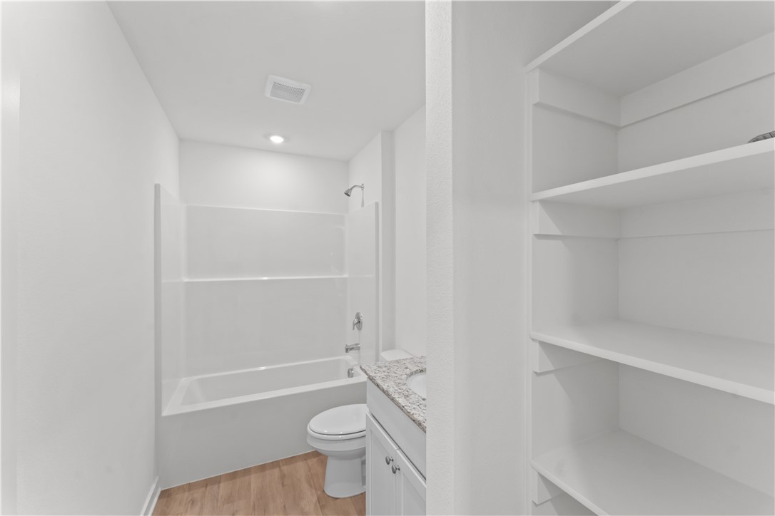 West Wind Sub Ph I Centerton - Residential Lease
