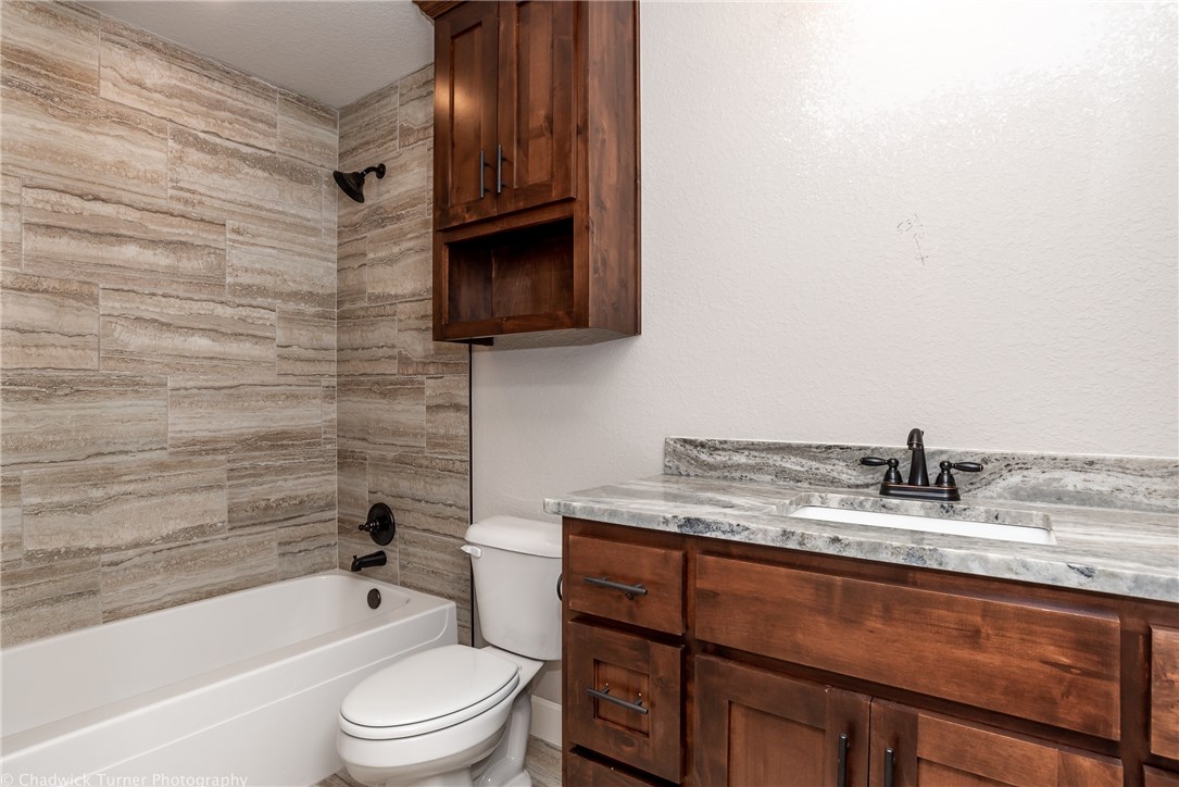 Oak Meadows - Residential