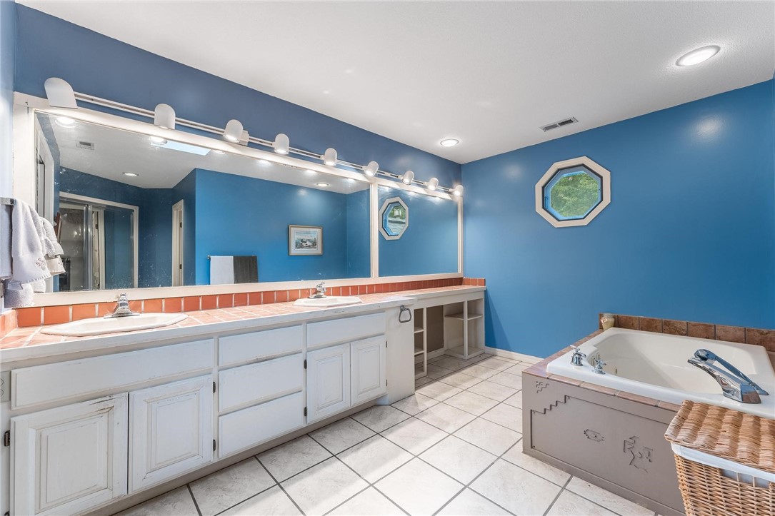 Atalanta Point - Residential