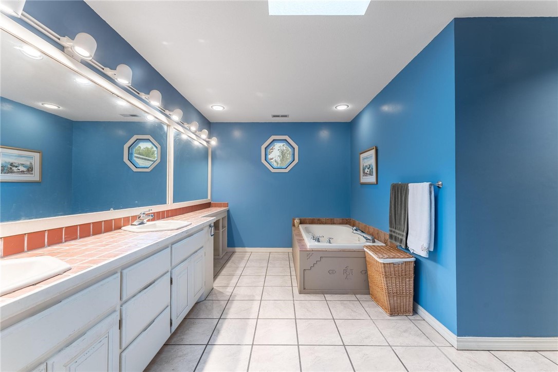 Atalanta Point - Residential