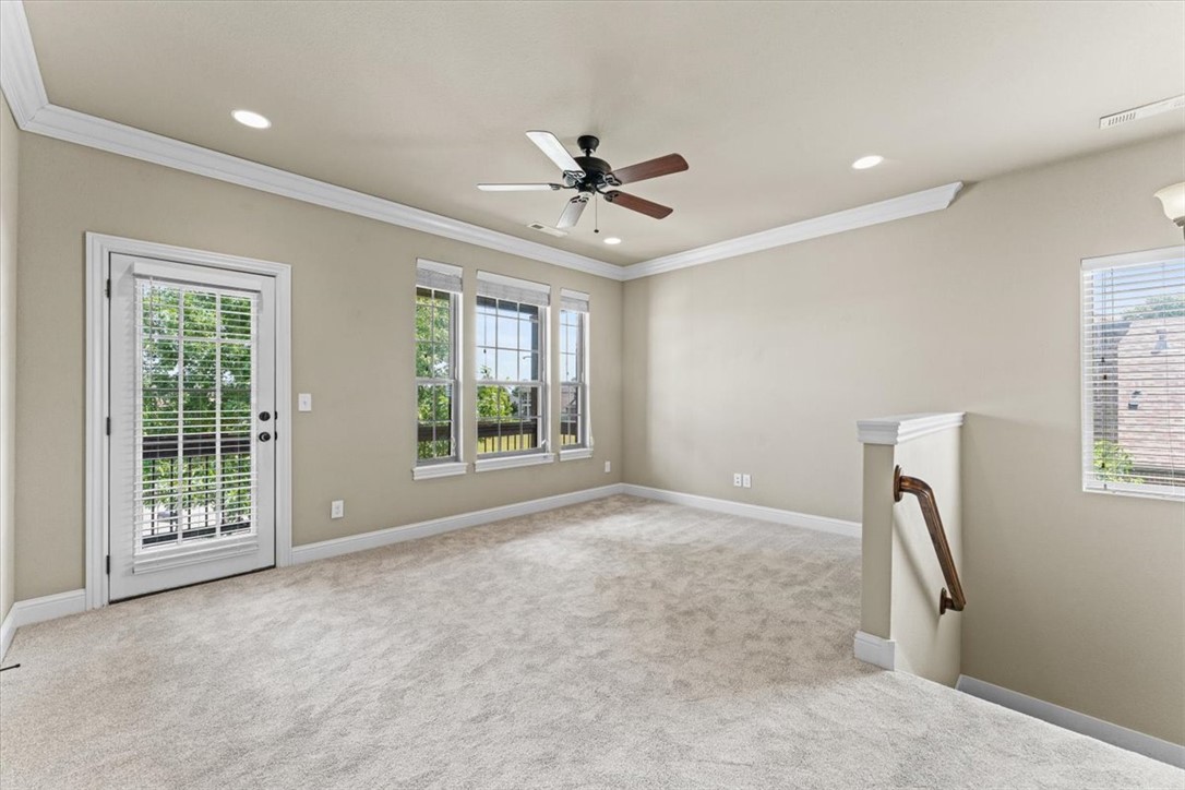 Hamptons, The Cave Spgs - Residential