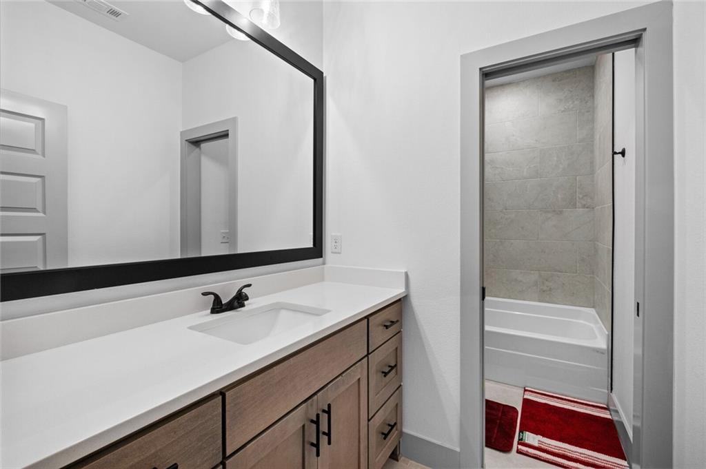 Woodlands Crossing Ph I Bentonville - Residential Lease