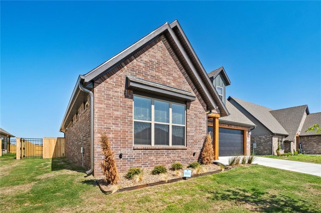 Woodlands Crossing Ph I Bentonville - Residential Lease