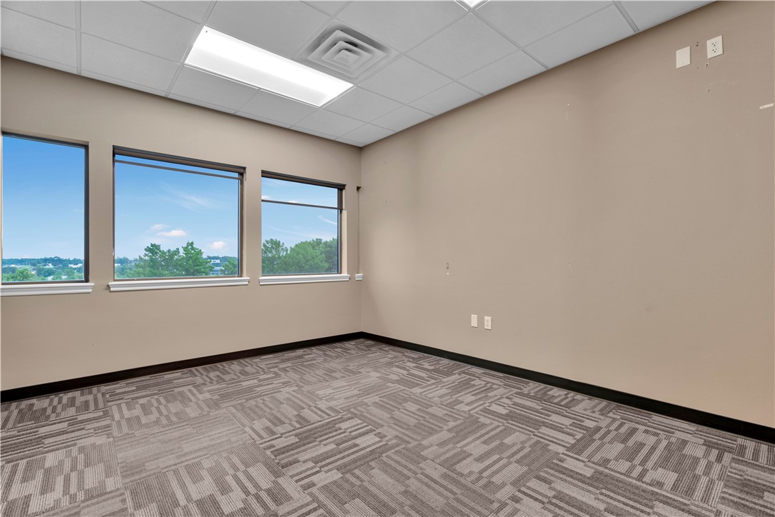Fayetteville Outlots - Commercial Lease