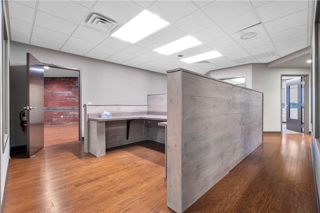 Fayetteville Outlots - Commercial Lease