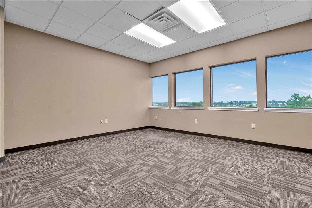 Fayetteville Outlots - Commercial Lease