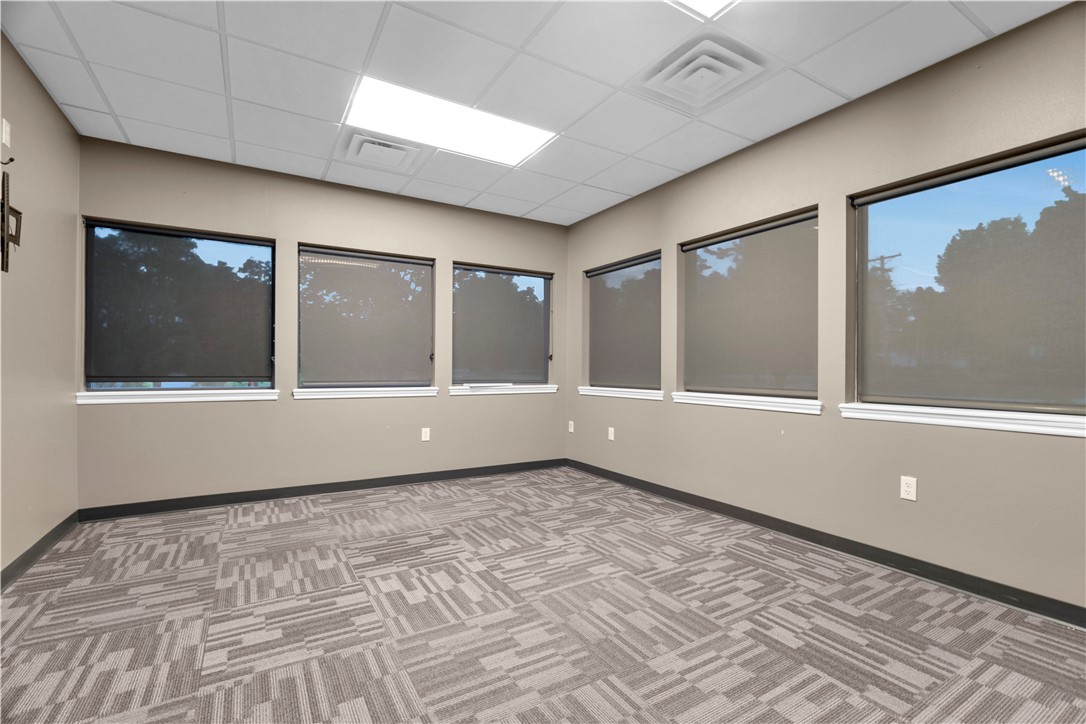 Fayetteville Outlots - Commercial Lease