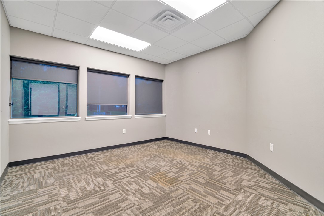 Fayetteville Outlots - Commercial Lease
