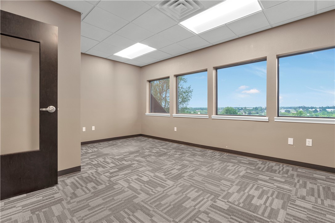 Fayetteville Outlots - Commercial Lease