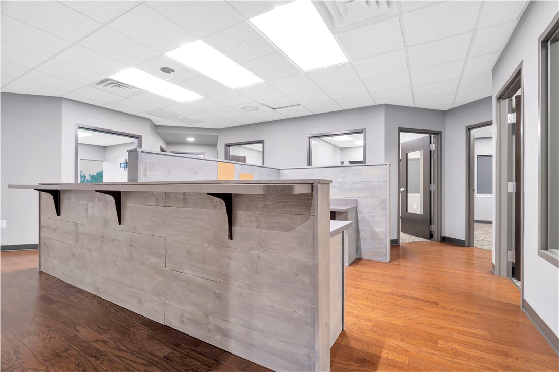 Fayetteville Outlots - Commercial Lease