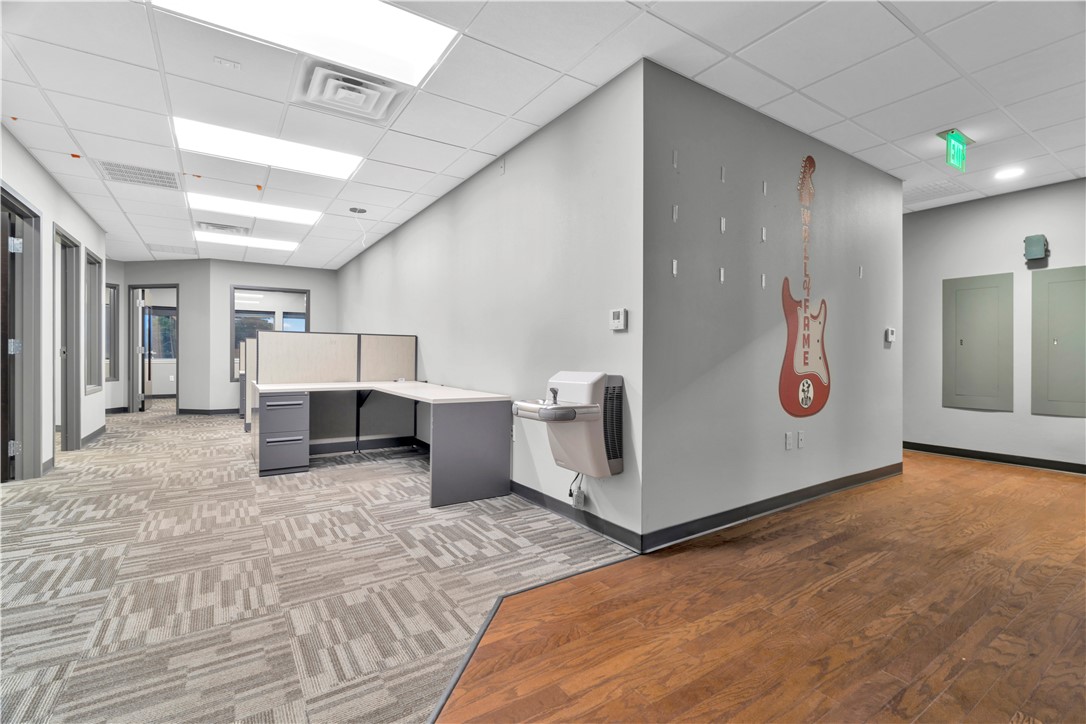 Fayetteville Outlots - Commercial Lease