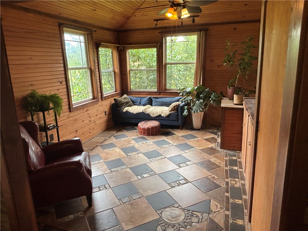 na - Residential