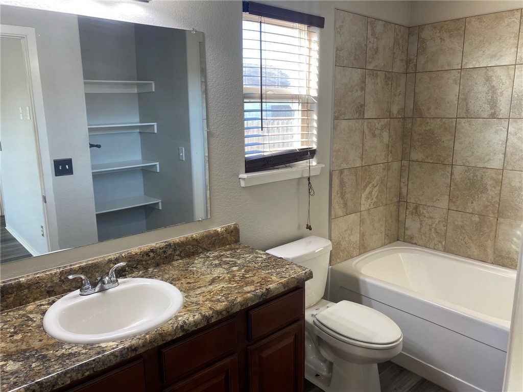 Quarry Trace Addition Phase II - Residential Lease