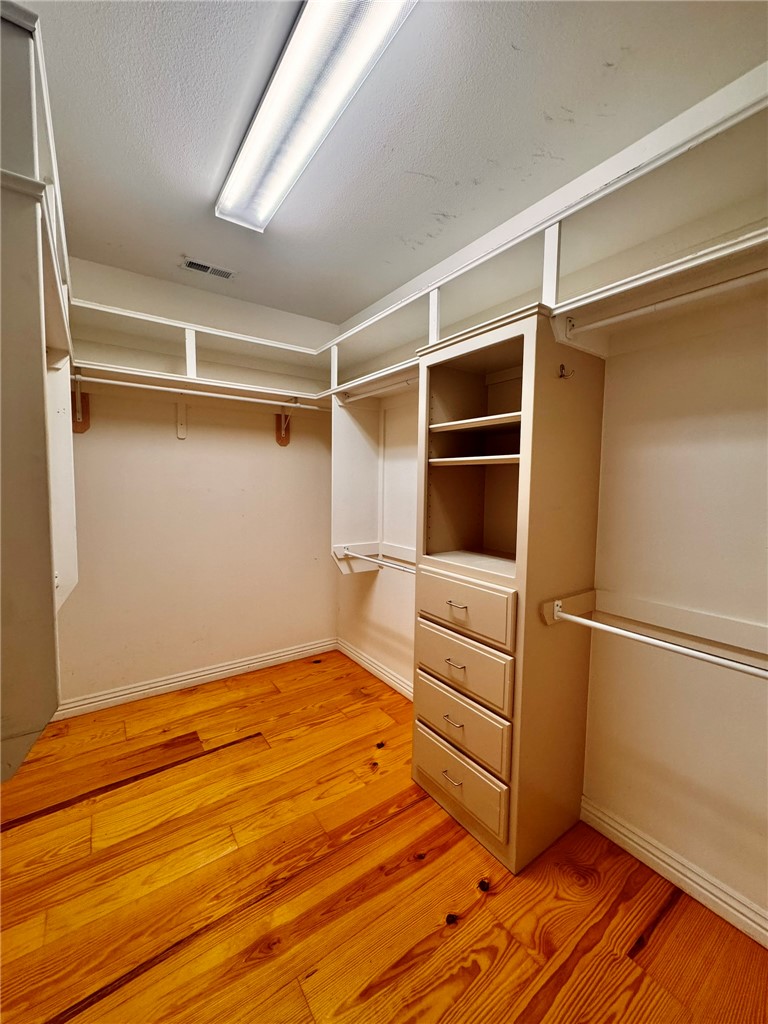 Lakeview Add Rogers - Residential Lease