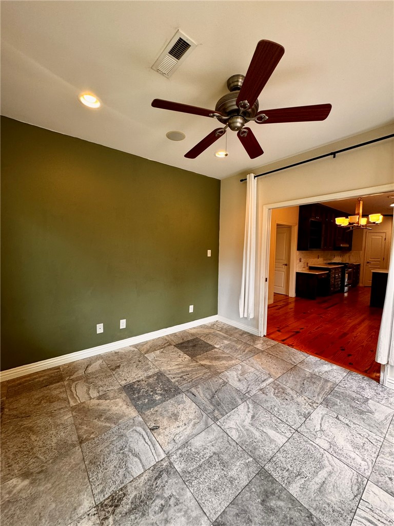 Lakeview Add Rogers - Residential Lease