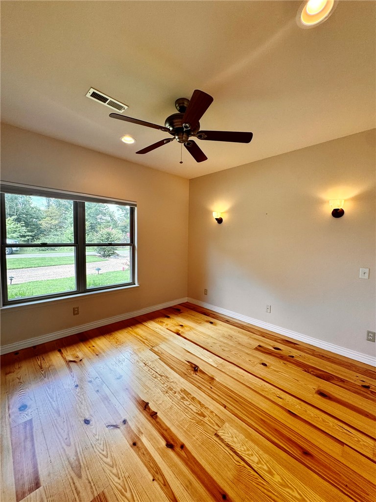 Lakeview Add Rogers - Residential Lease