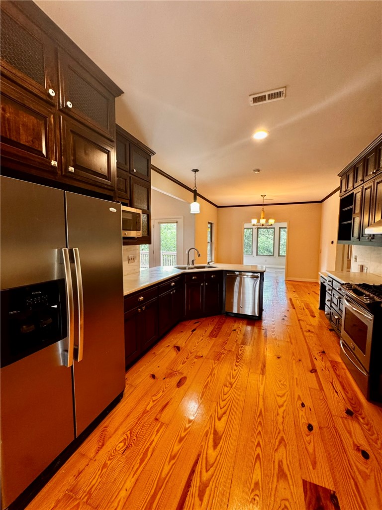 Lakeview Add Rogers - Residential Lease