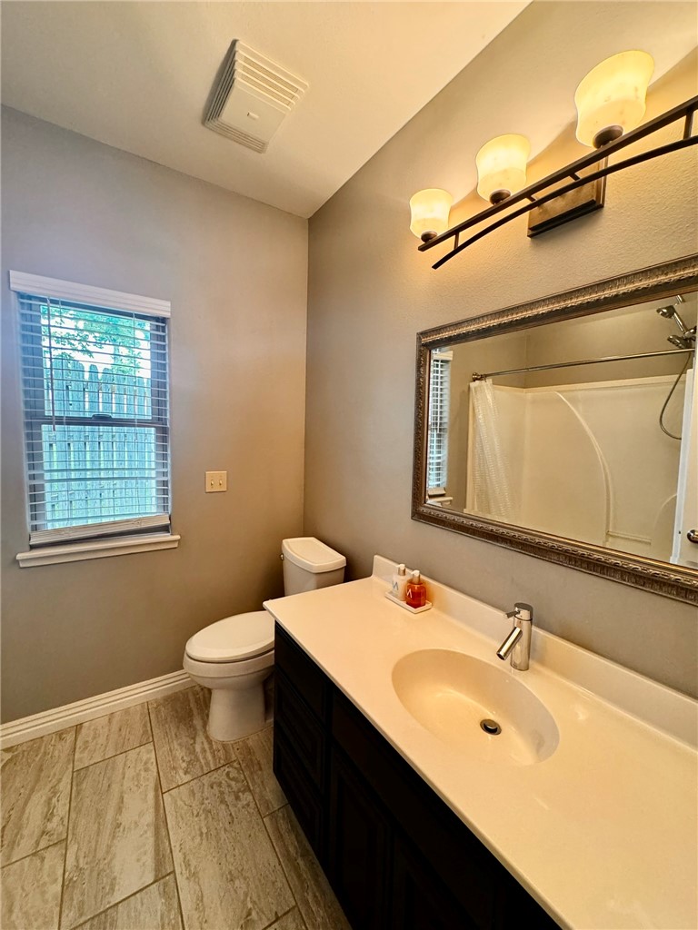 Lakeview Add Rogers - Residential Lease
