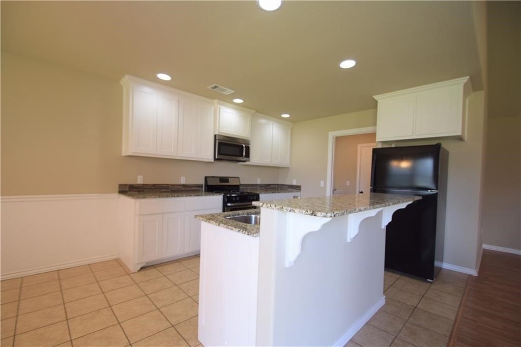 Kerelaw Castle Bentonville - Residential Lease