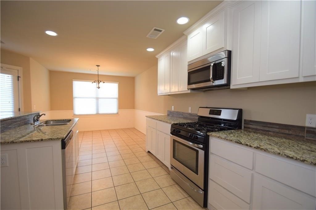 Kerelaw Castle Bentonville - Residential Lease