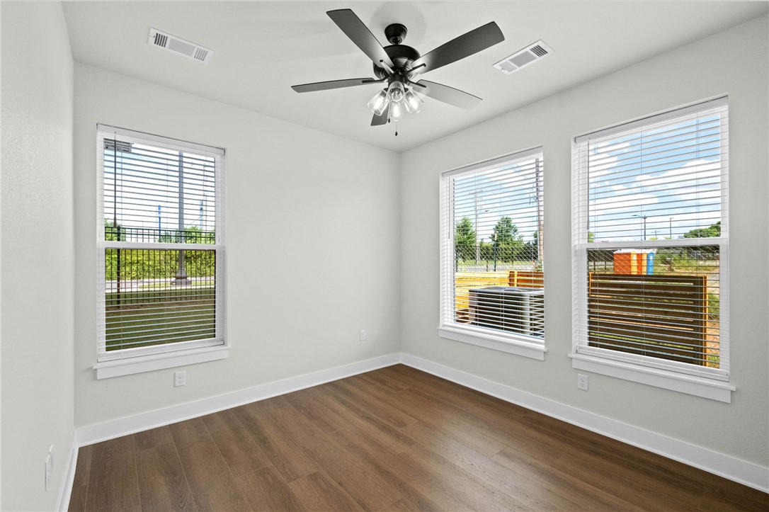 MEDLIN MEADOWS SUB PH 2-BENTONVILLE - Residential