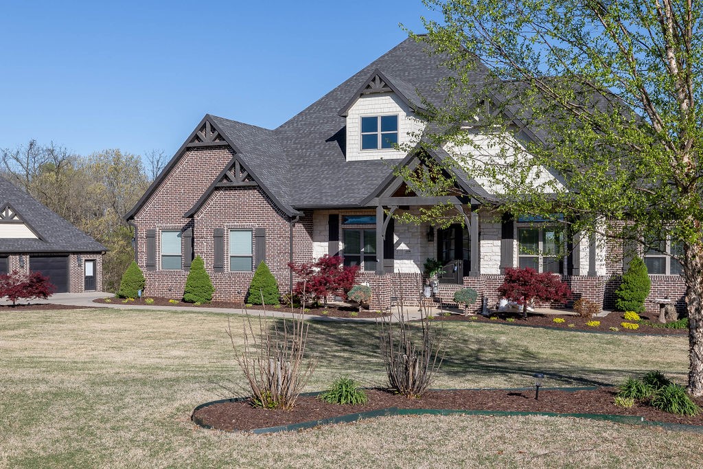 Grand Valley Estates - Residential