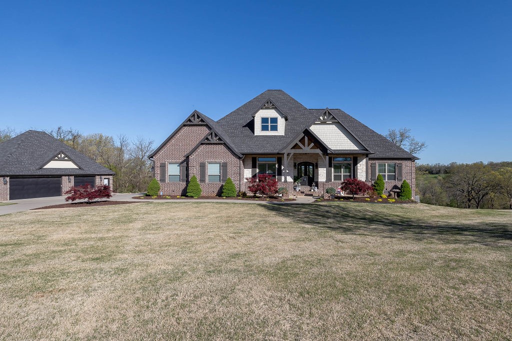 Grand Valley Estates - Residential