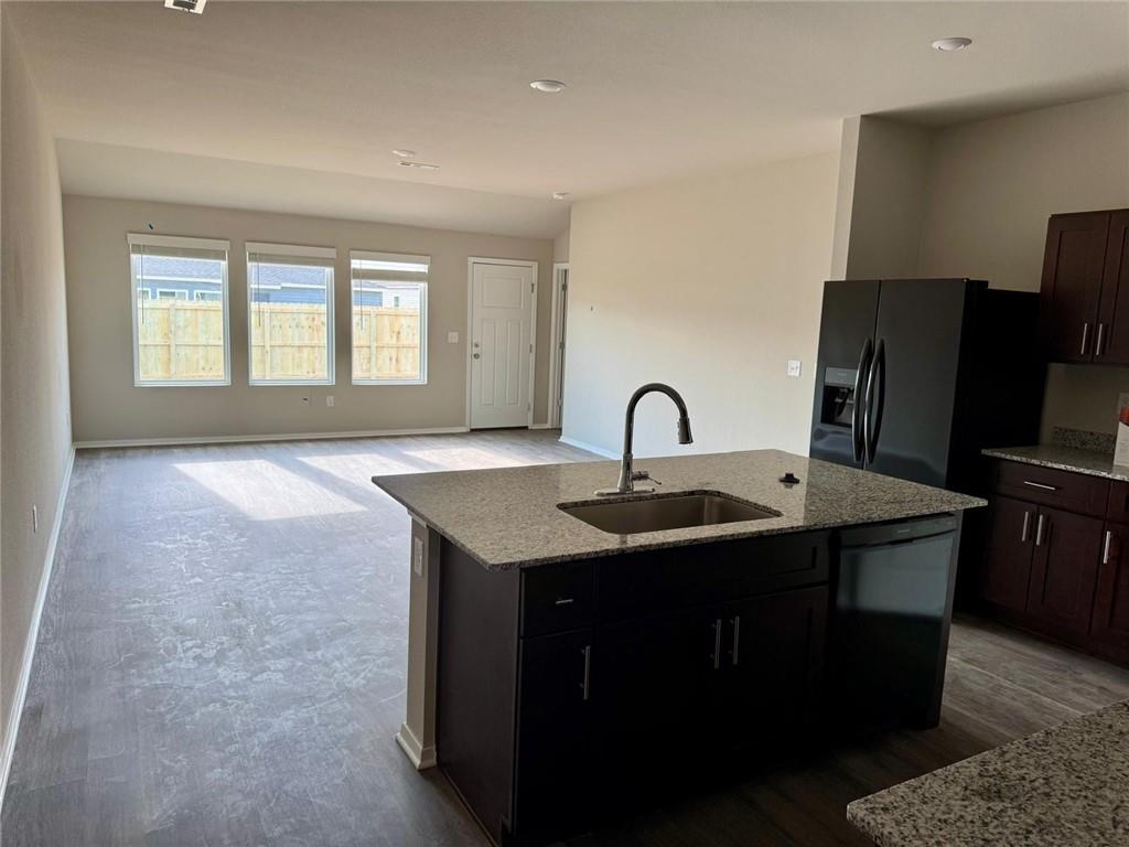 Woodward Park PH II - Residential Lease