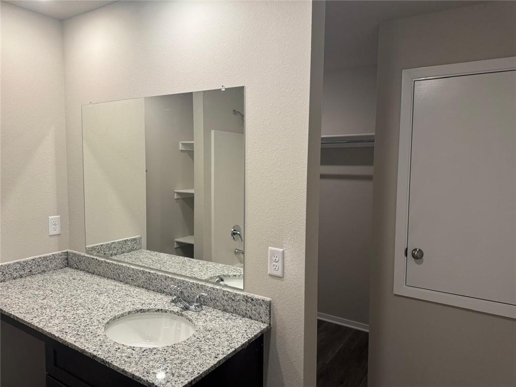 Woodward Park PH II - Residential Lease
