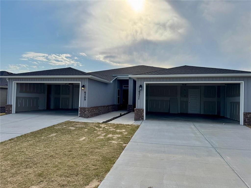 Newer Construction Duplex! This open concept layout is perfect for everyone! This modern property has many amenities such as split floor plan, Granite countertops, appliances to include refrigerator, washer & dryer, 2" faux wood blinds, walk in closet, pantry, 2 car garage and much more!