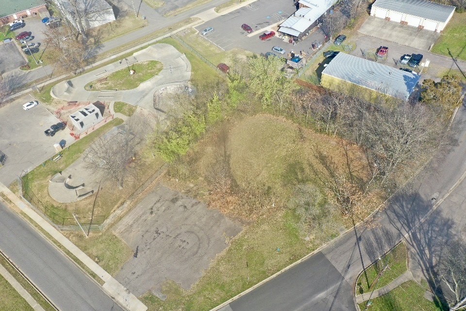Luker Add - Land