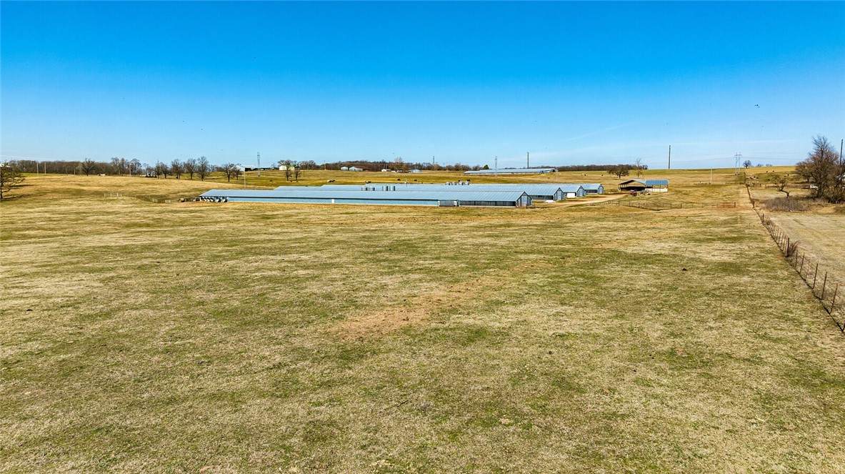 10 AC TRACTS BEING OFFERED OR ANY VARIATION OF ACREAGE UP TO 40 AC MOL. 
THERE ARE OLD CHICKEN HOUSES ON THE PREMISES TO BE REMOVED (OR NEGOTIATED PER BUYER DESIRE). BUYER TO SATISFY THEMSELVES ON UTILTIES. PERFECT FOR A HOMESTEAD! MINI FARM 0R YOUR DREAM COME TRUE - LET YOUR IMAGINATION FLY! SUBJECT TO NEW SURVEY(S).