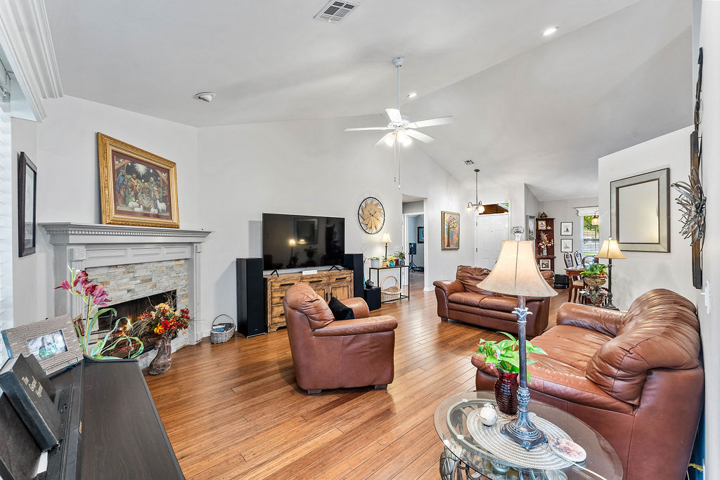 Center Point Park Unit Iii Lowell - Residential