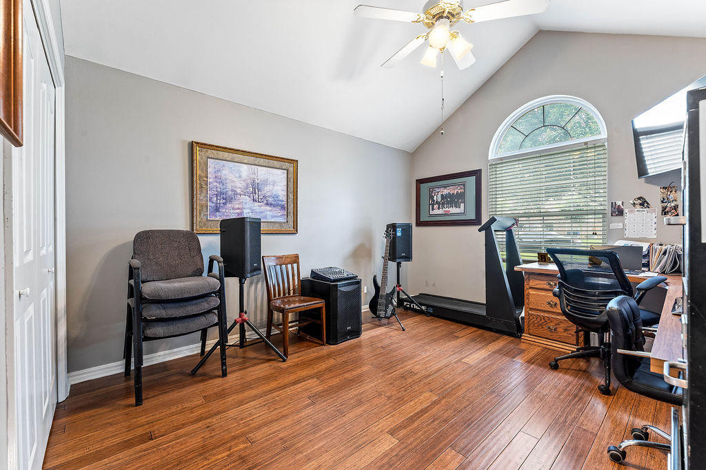 Center Point Park Unit Iii Lowell - Residential