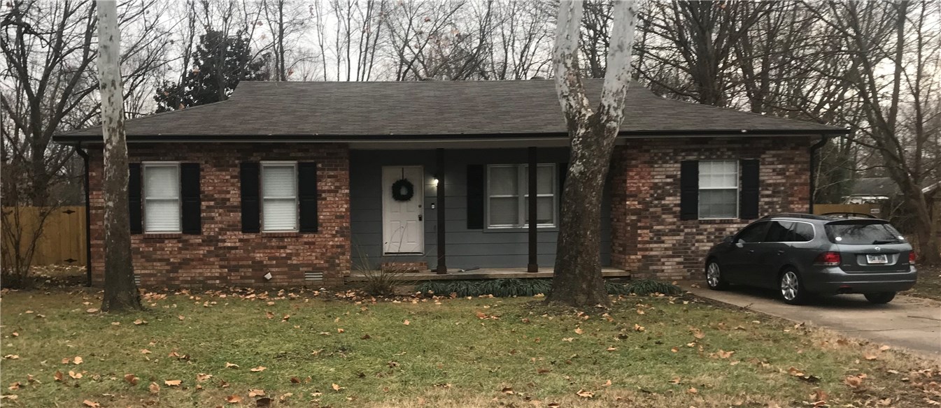 Newly remodeled three bedroom, two full bath, all brick home near the Walmart home Office campus, 8th Street Market, downtown Bentonville & interstate I49. New roof (2016), Lennox HVAC (20 yr warranty), wooden privacy fence, gray paint & hard surface flooring, granite counters.  Comes with new Samsung refrigerator, stove, microwave - grill, pantry cabinet & storage shed all convey. Established neighborhood with mature trees. Foundation repair recently made - receipts available.