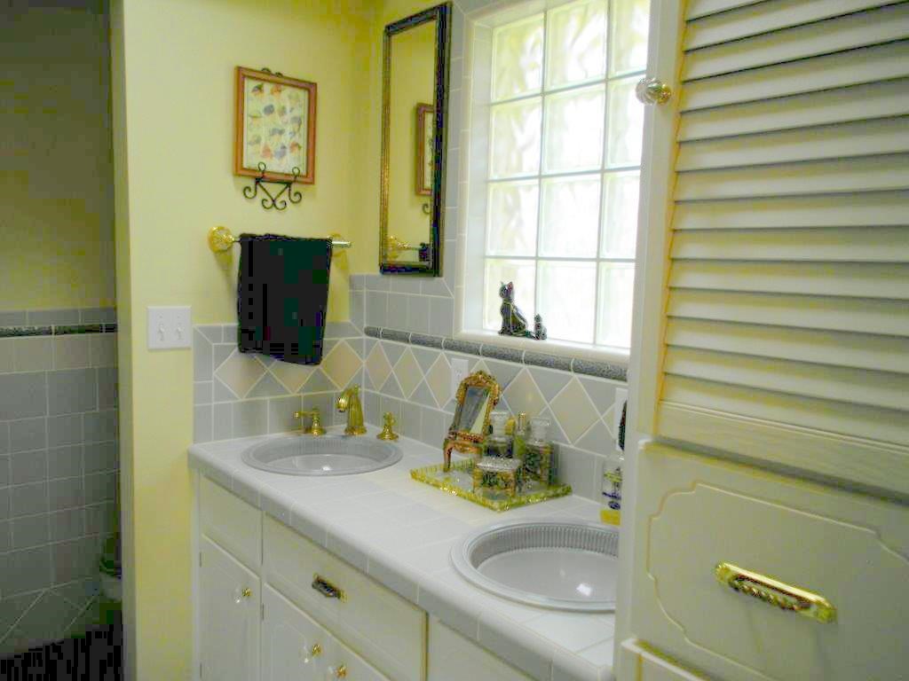 Norwood Acres 2nd Rogers - Residential