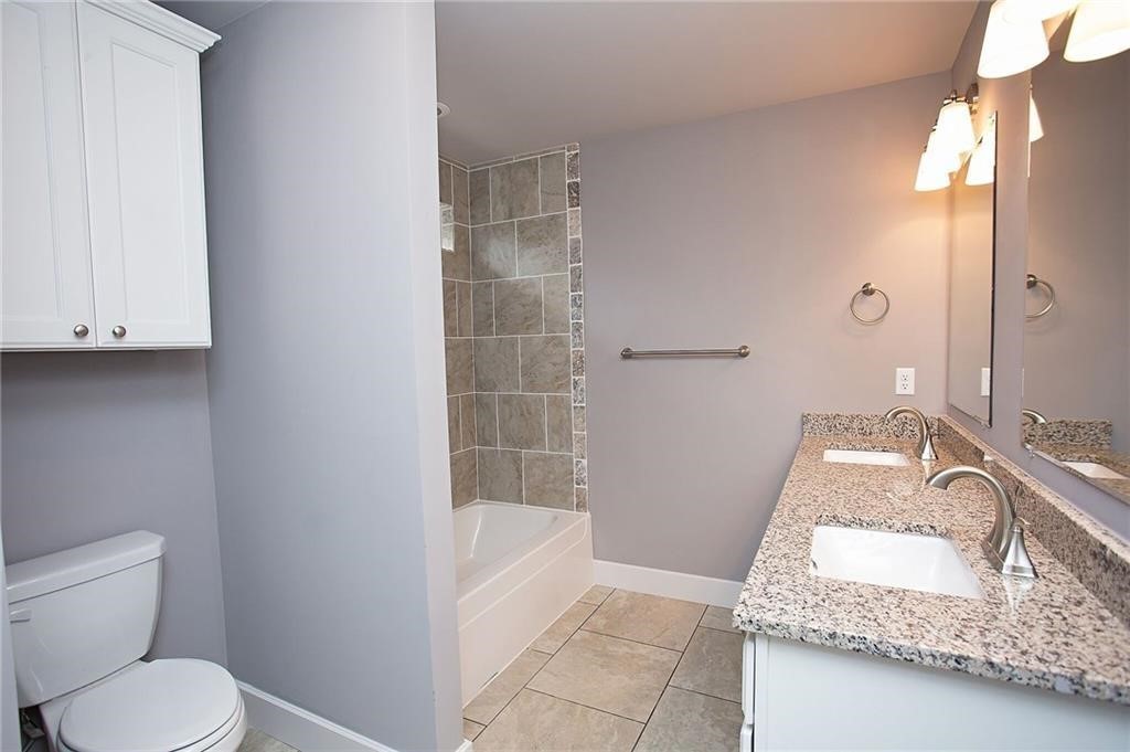 Arbor Glenn Rogers - Residential Lease
