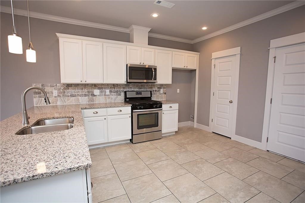 Arbor Glenn Rogers - Residential Lease