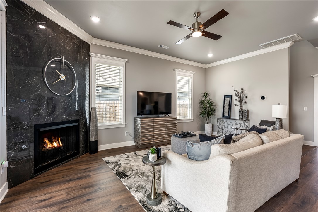 Villas At Cobble Creek, The Rogers - Residential
