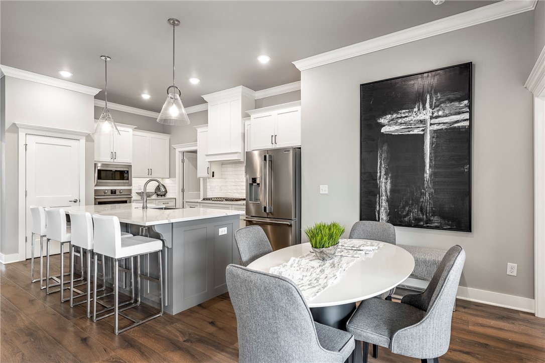 Villas At Cobble Creek, The Rogers - Residential