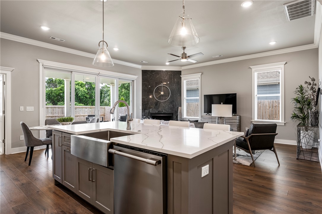 Villas At Cobble Creek, The Rogers - Residential