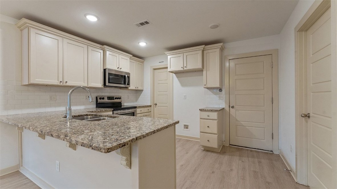 Walnut Creek Sub Gravette - Residential
