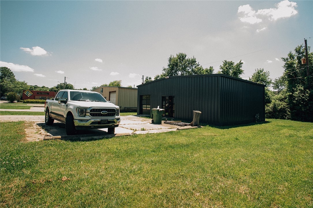 Parkers Valley View Acres - Commercial Lease