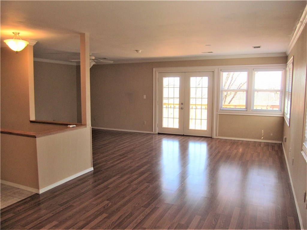 Unit 6 Holiday Island - Residential