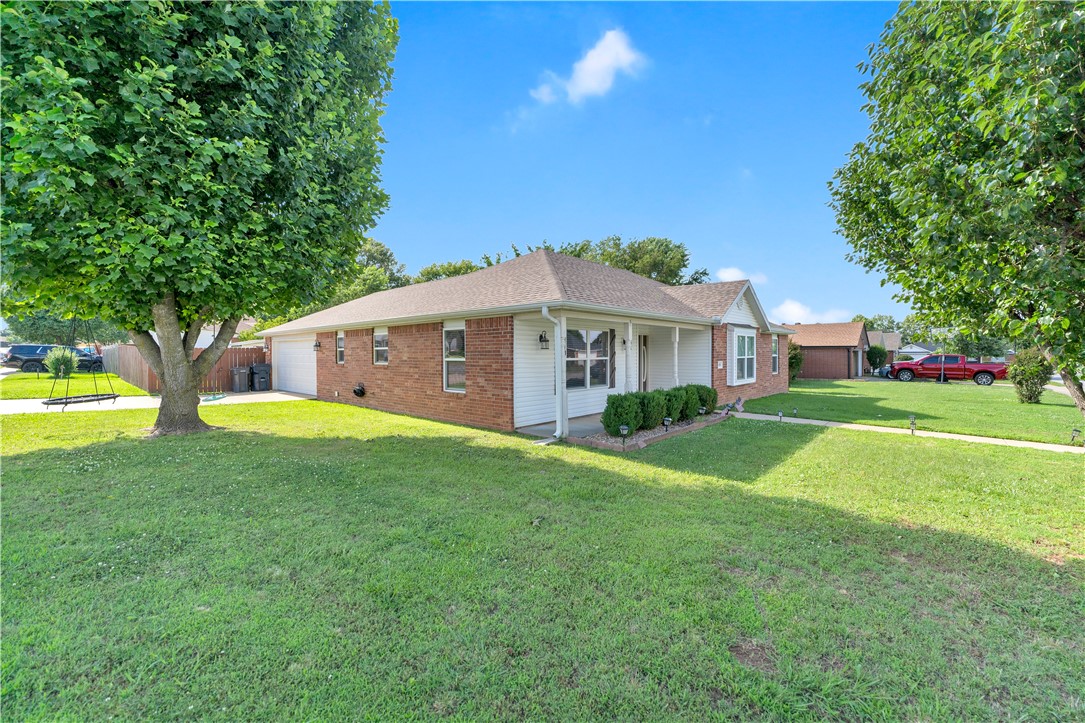 Seminole Hills Rogers - Residential