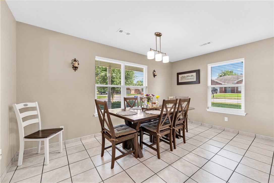 Seminole Hills Rogers - Residential