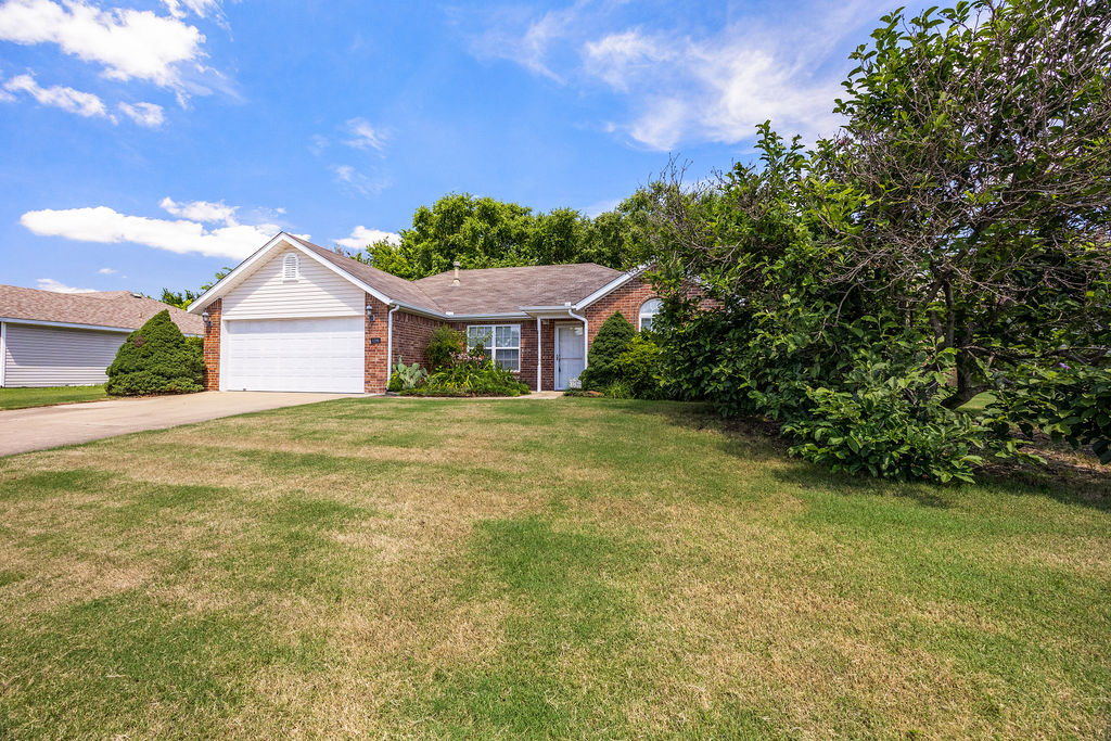 Oakwoods Sub Ph Ii - Residential
