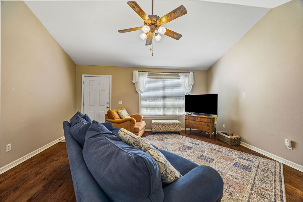 Oakwoods Sub Ph Ii - Residential