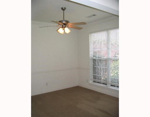 Tunbridge Wells Sub Bentonville - Residential Lease