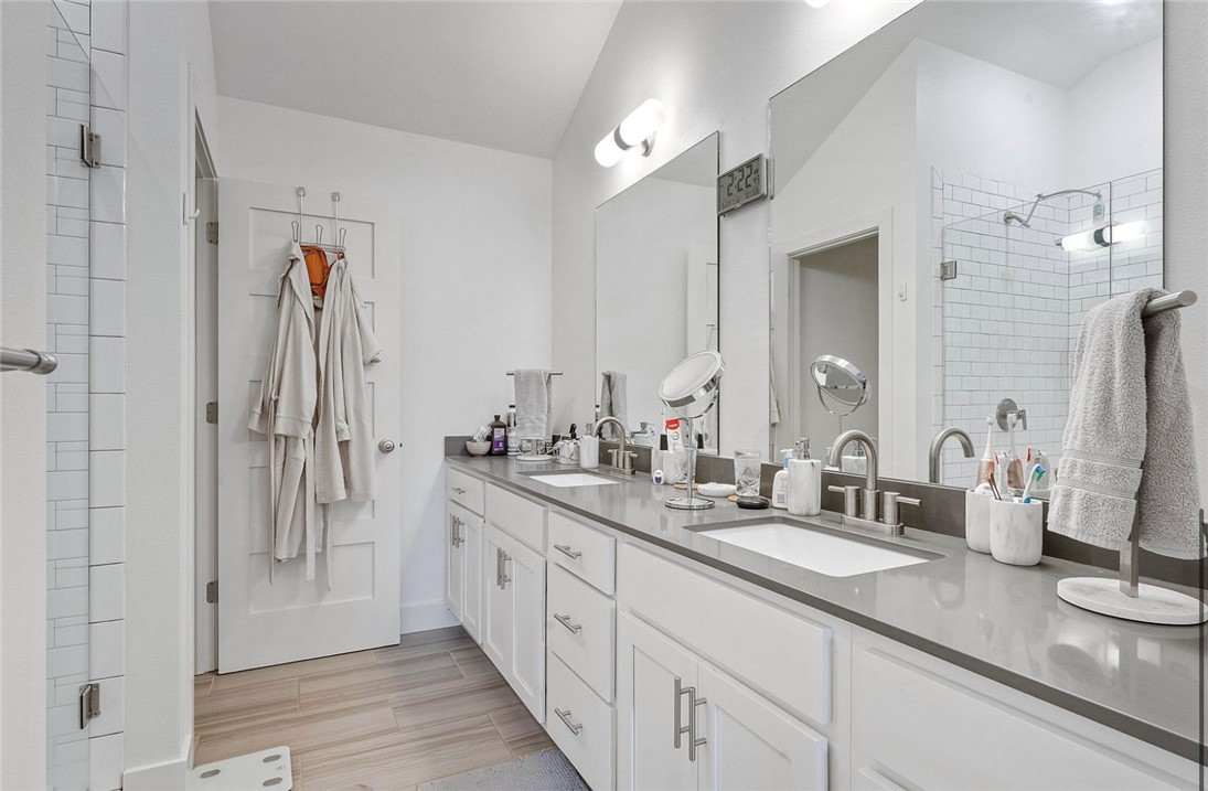 T J Hollands Sub Bentonville - Residential